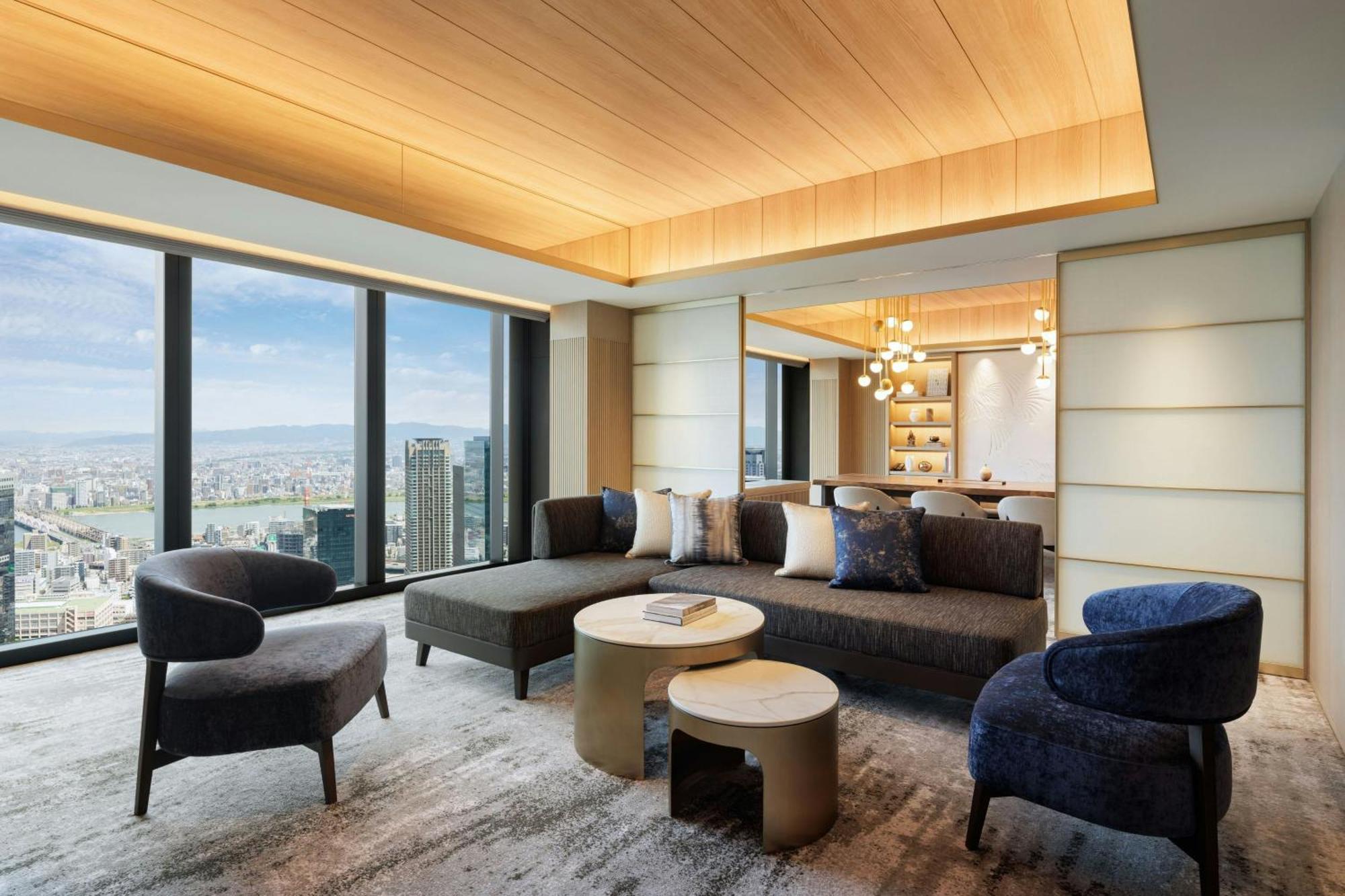 The Osaka Station Hotel, Autograph Collection Esterno foto